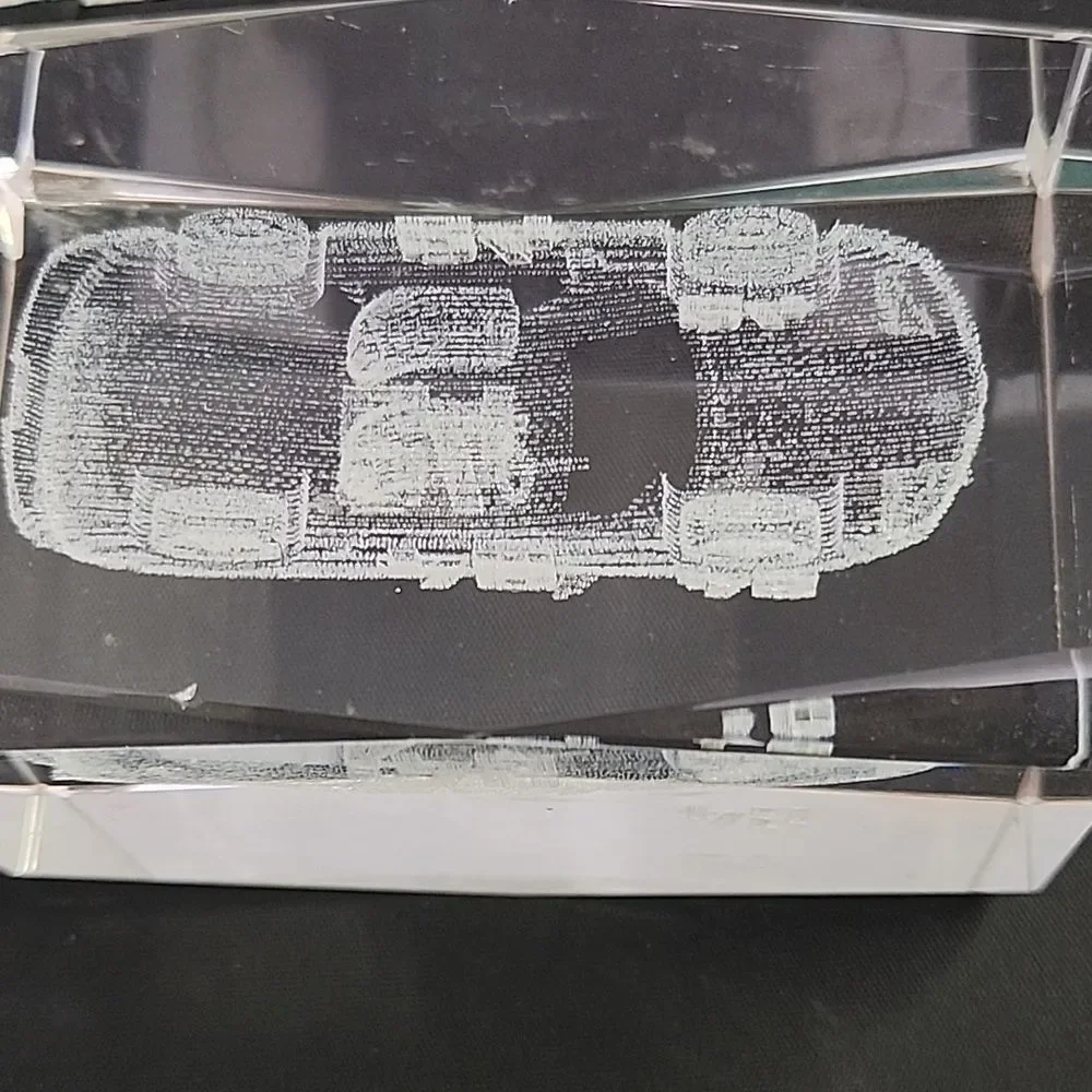 Jeff Gordon Paperweight - Picture 4 of 6